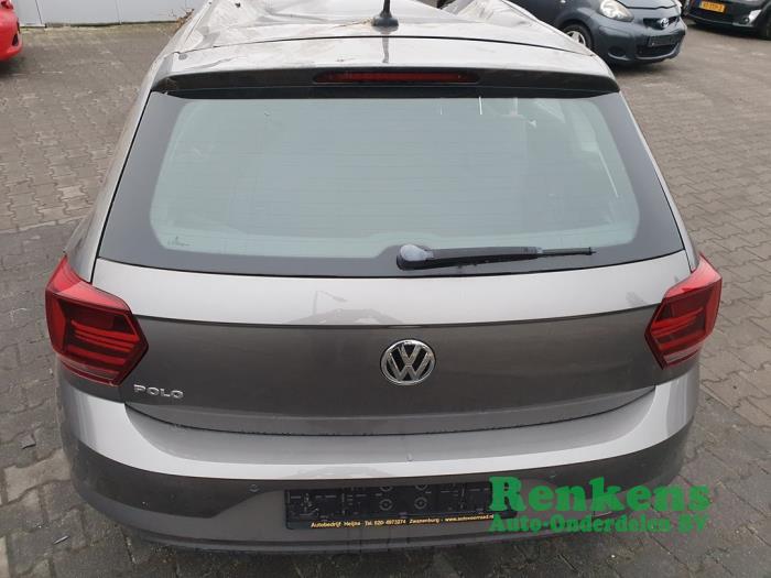 Volkswagen Polo VI 1.0 TSI 12V Épave (2020, Brun)
