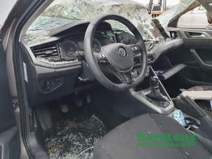 Volkswagen Polo VI 1.0 TSI 12V Épave (2020, Brun)
