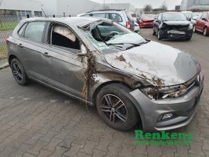 Volkswagen Polo VI 1.0 TSI 12V Épave (2020, Brun)
