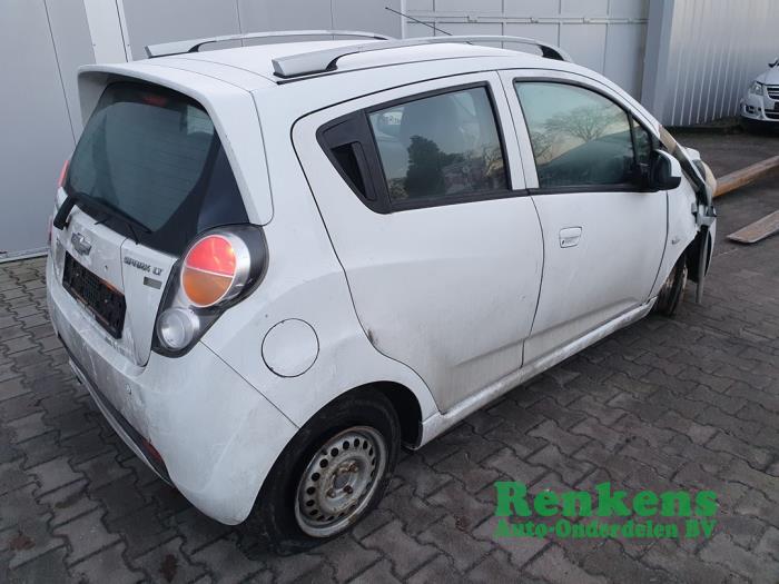 Chevrolet Spark 1.0 16V Bifuel Vehículo de desguace (2012, Blanco)
