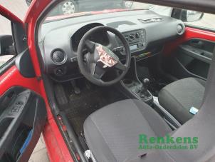 Seat Mii 1.0 12V Samochód złomowany (2016, Czerwony)