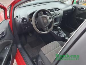 Seat Leon 1.4 TSI 16V Épave (2010, Rouge)