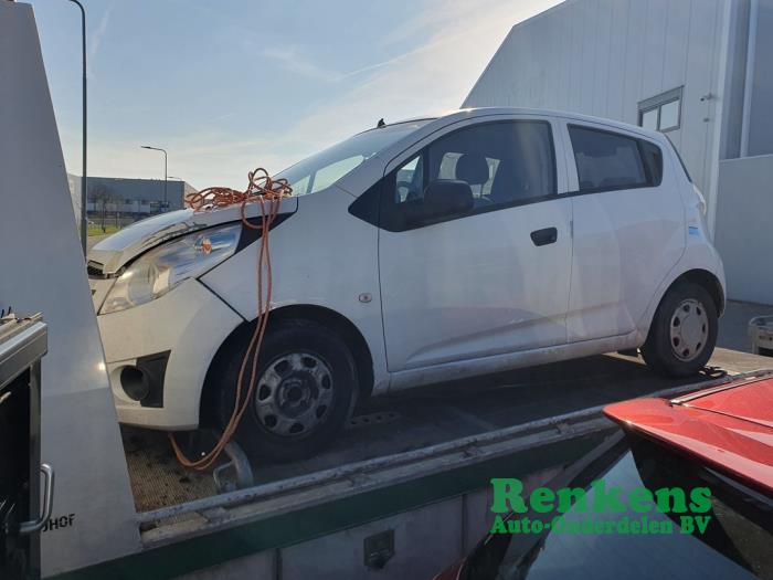 Chevrolet Spark 1.0 16V Bifuel Vehículo de desguace (2012, Blanco)