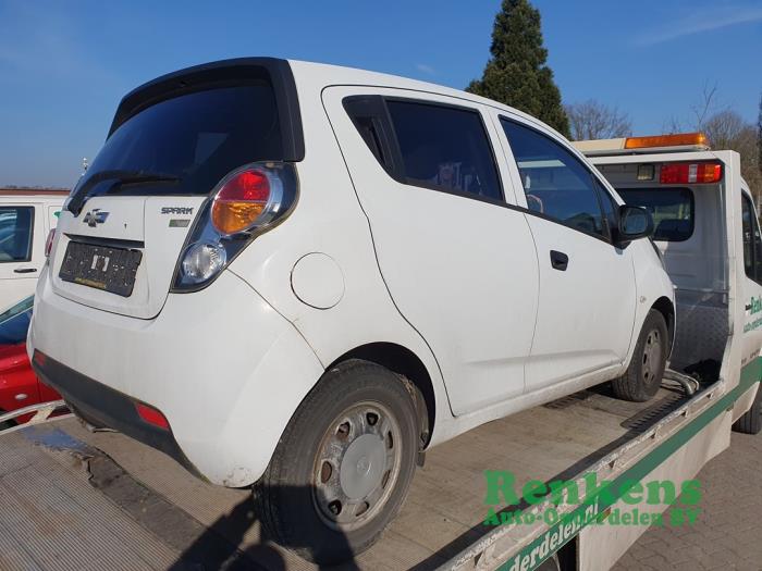 Chevrolet Spark 1.0 16V Bifuel Vehículo de desguace (2012, Blanco)
