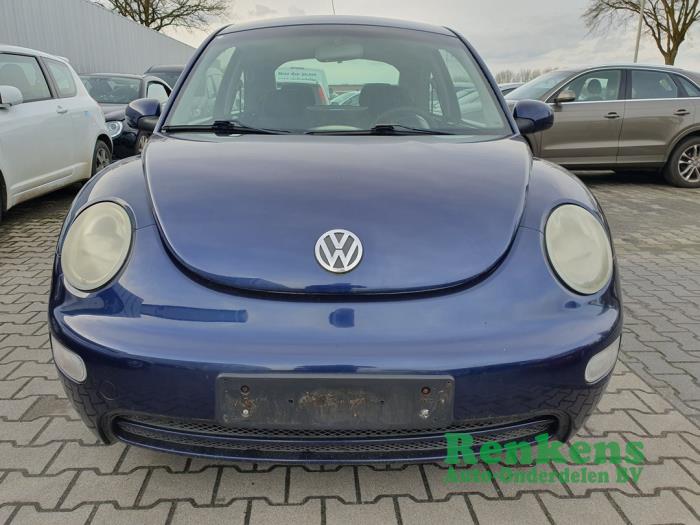 Volkswagen New Beetle 1.6 Samochód złomowany (2002, Niebieski)