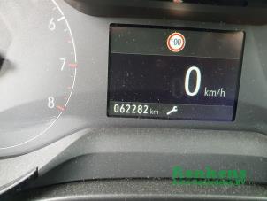 Opel Corsa F 1.2 12V 75 Épave (2020, Gris)