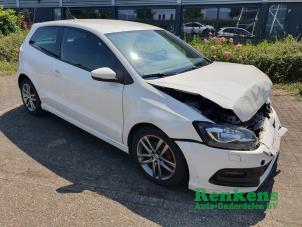 Volkswagen Polo V 1.2 TSI Épave (2012, Blanc)