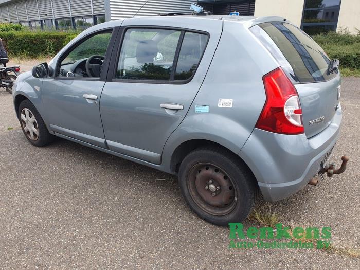 Dacia Sandero I 1.6 Samochód złomowany (2008, Niebieski)