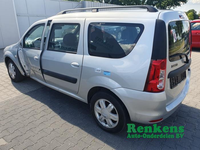 Dacia Logan MCV 1.6 MPI 85 Samochód złomowany (2011, Srebrny)
