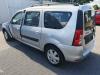Dacia Logan MCV 1.6 MPI 85 Samochód złomowany (2011, Srebrny)