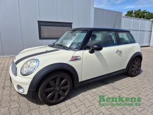 Mini Mini 1.6 16V Cooper  (Schrott)