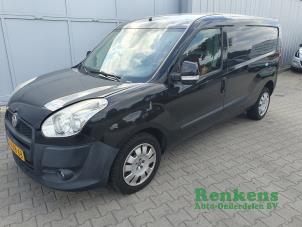 Fiat Doblo Cargo 1.6 D Multijet  (Schrott)