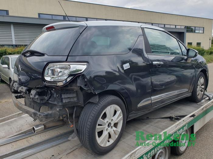 Citroen DS3 1.6 e-HDi Skrotfordon (2011, ZWART)