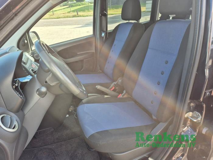 Fiat Panda 1.2, Classic Schrottauto (2011, Schwarz)