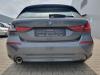 BMW 1 serie 118i 1.5 TwinPower 12V Schrottauto (2021, Grau)