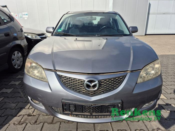 Mazda 3 2.0i 16V Samochód złomowany (2005, Szary)