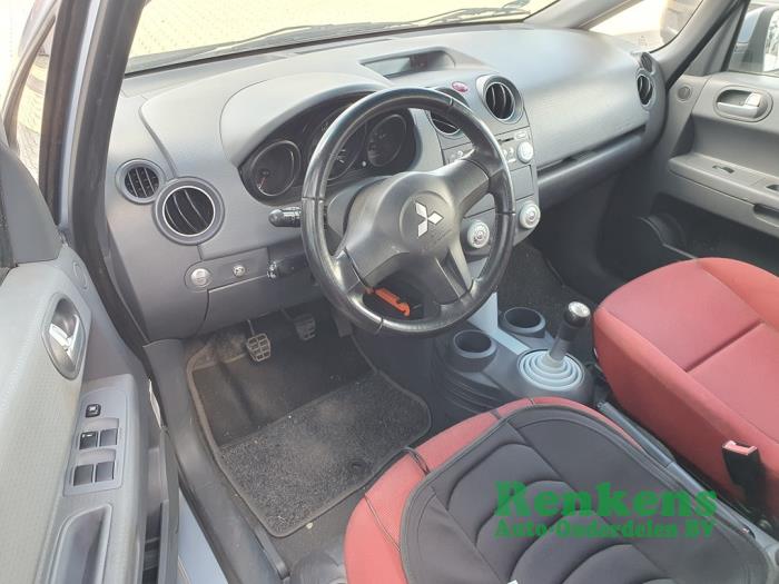 Mitsubishi Colt 1.5 16V Salvage vehicle (2005, Light, Blue)