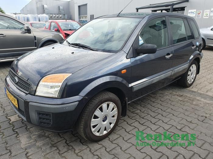Ford Fusion 1.4 16V Skrotfordon (2007, GRIJS)