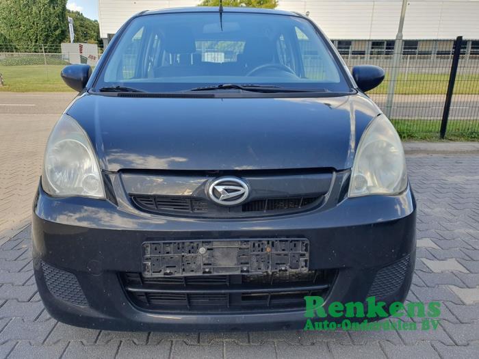 Daihatsu Cuore 1.0 12V DVVT Samochód złomowany (2008, Czarny)