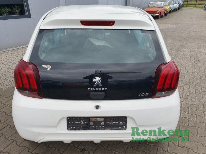 Peugeot 108 1.0 12V Épave (2017, Blanc)