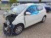 Peugeot 108 1.0 12V Épave (2017, Blanc)