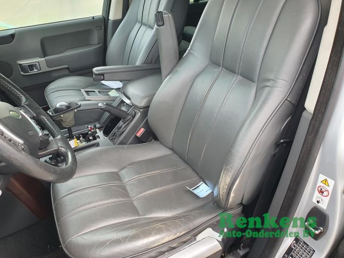 Landrover Range Rover III 4.4 V8 32V Samochód złomowany (2003, Srebrny)
