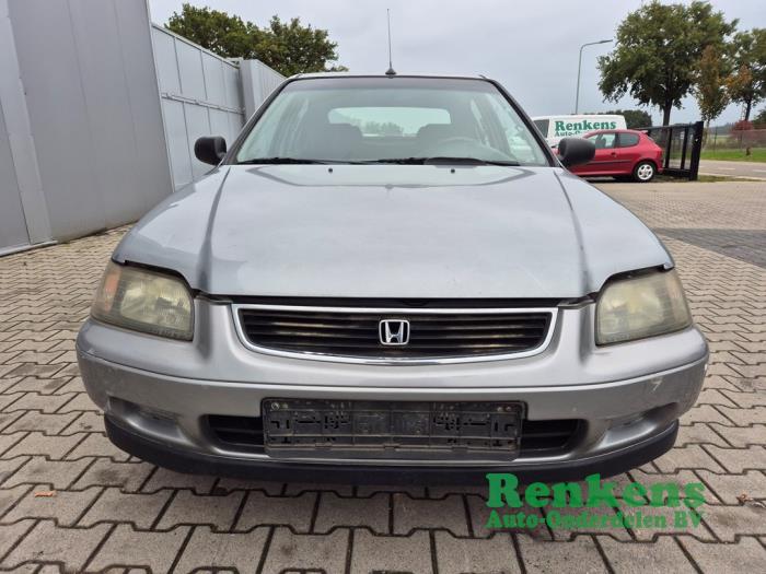 Honda Civic 1.6i LS 16V Schrottauto (1996, Hell, Grau)