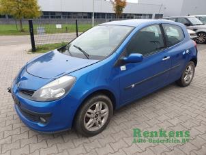 Renault Clio III 1.4 16V  (Salvage)