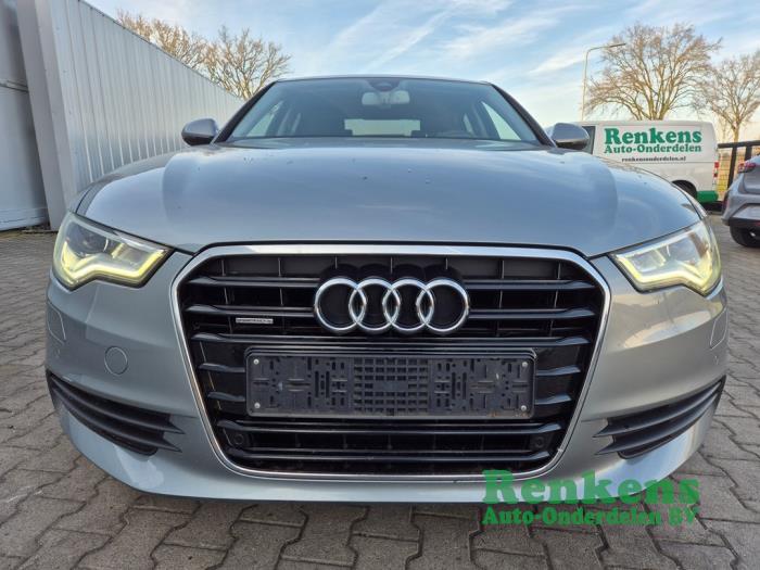Audi A6 2.8 V6 24V FSI Épave (2011, Gris)