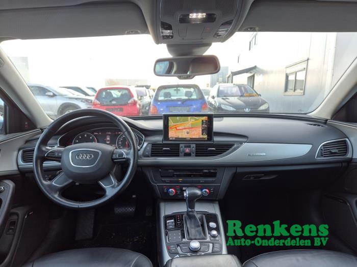 Audi A6 2.8 V6 24V FSI Épave (2011, Gris)