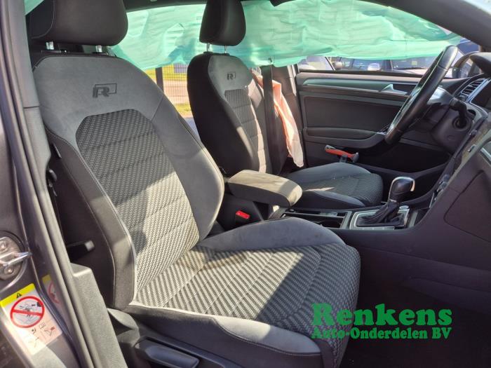 Volkswagen Golf VII Variant 1.5 TSI Evo BMT 16V Samochód złomowany (2019, Szary)