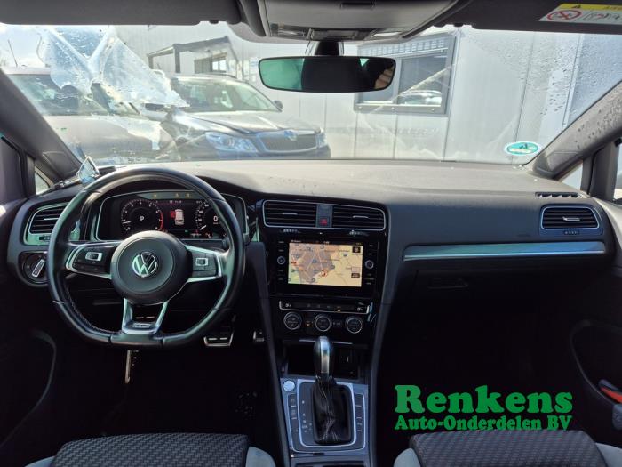 Volkswagen Golf VII Variant 1.5 TSI Evo BMT 16V Samochód złomowany (2019, Szary)