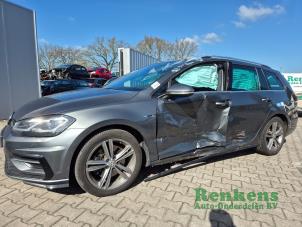 Volkswagen Golf VII Variant 1.5 TSI Evo BMT 16V Samochód złomowany (2019, Szary)