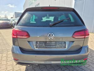 Volkswagen Golf VII Variant 1.5 TSI Evo BMT 16V Samochód złomowany (2019, Szary)