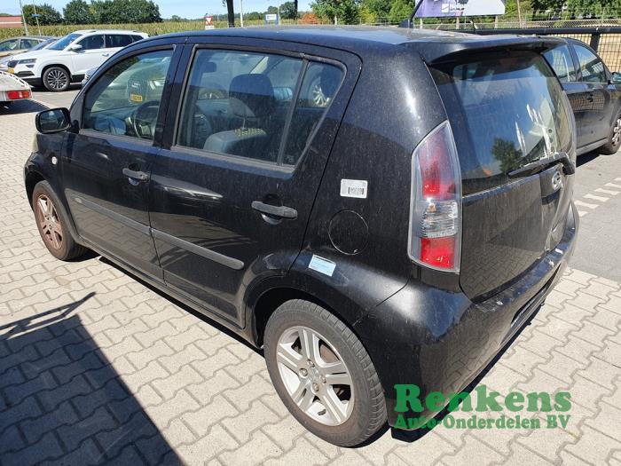Daihatsu Sirion 2 1.0 12V DVVT Vehículo de desguace (2008, Negro)