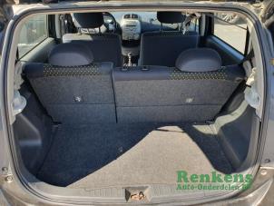 Daihatsu Sirion 2 1.0 12V DVVT Vehículo de desguace (2008, Negro)