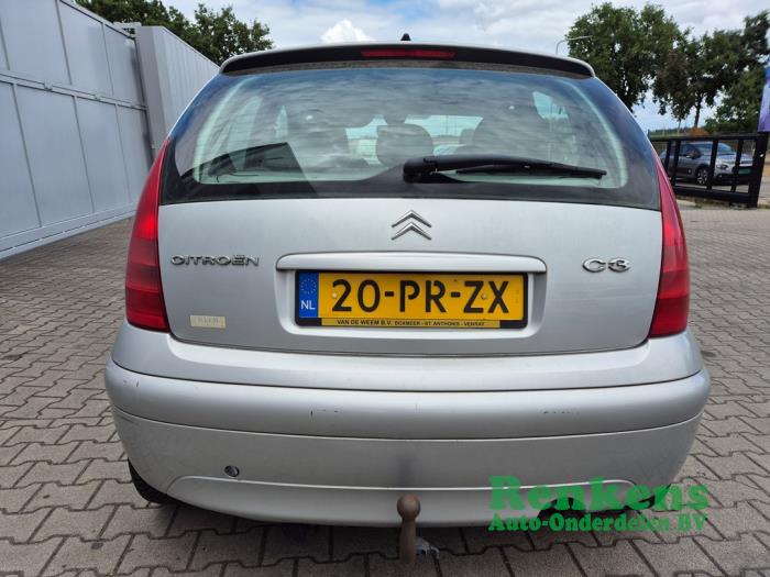 Citroen C3 1.4 Coche dañado (2004, Plateado)