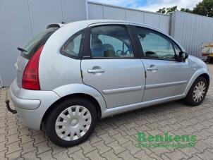 Citroen C3 1.4 Coche dañado (2004, Plateado)