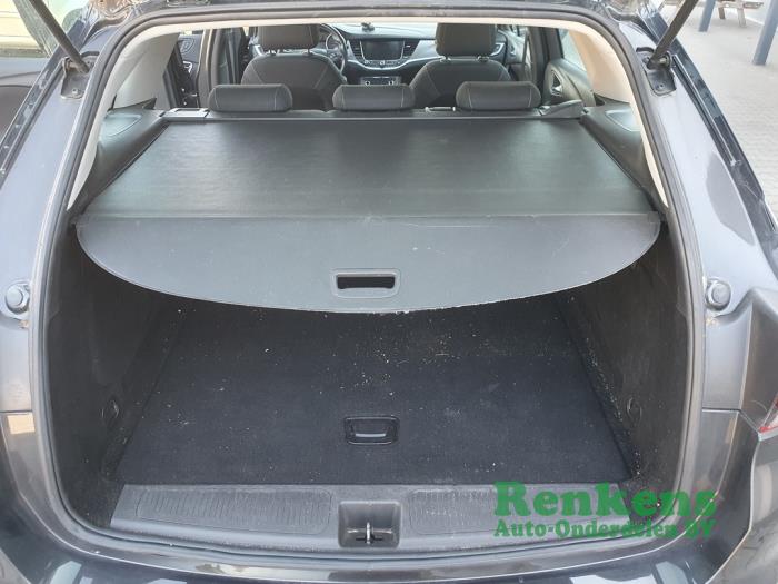 Opel Astra K Sports Tourer 1.0 Turbo 12V Coche dañado (2016, Negro)