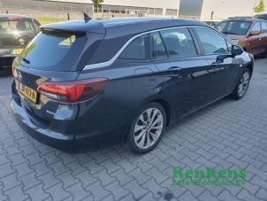 Opel Astra K Sports Tourer 1.0 Turbo 12V Coche dañado (2016, Negro)
