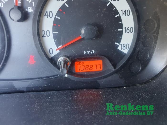 Kia Picanto 1.1 12V Coche dañado (2008, Naranja)