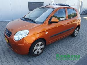 Kia Picanto 1.1 12V Coche dañado (2008, Naranja)