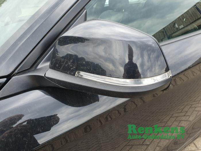 BMW 1 serie 116i 1.6 16V Coche dañado (2013, Negro)