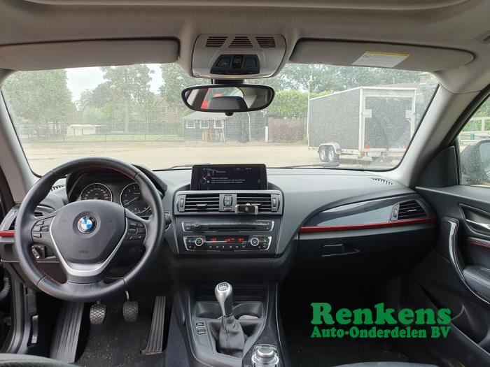 BMW 1 serie 116i 1.6 16V Coche dañado (2013, Negro)