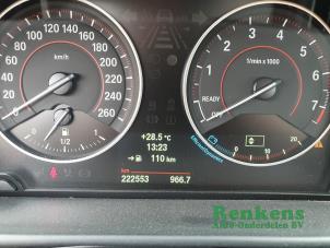 BMW 1 serie 116i 1.6 16V Coche dañado (2013, Negro)