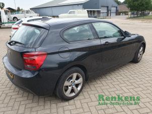 BMW 1 serie 116i 1.6 16V Coche dañado (2013, Negro)