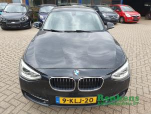 BMW 1 serie 116i 1.6 16V Coche dañado (2013, Negro)