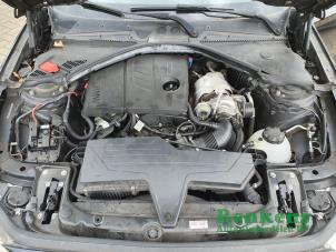 BMW 1 serie 116i 1.6 16V Coche dañado (2013, Negro)