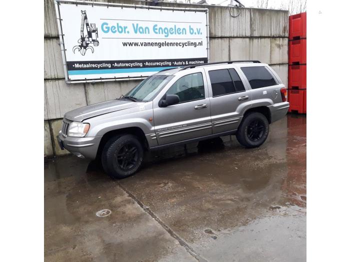 Jeep Grand Cherokee 4.7i V8 Skrotfordon (1999, BEIGE)