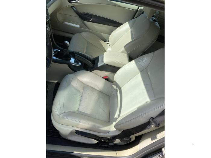 Saab 9-3 II 1.9 TiD 16V Begagnade (2007, BLAUW)